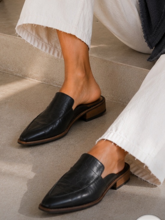 Madewell Shoes - madewell frances black leather pointed toe mule slides size 8